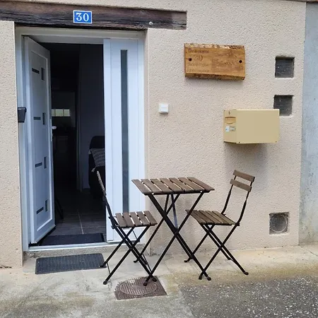 Maison 1 Chambre Wifi Et Parking Gratuit * Cintegabelle